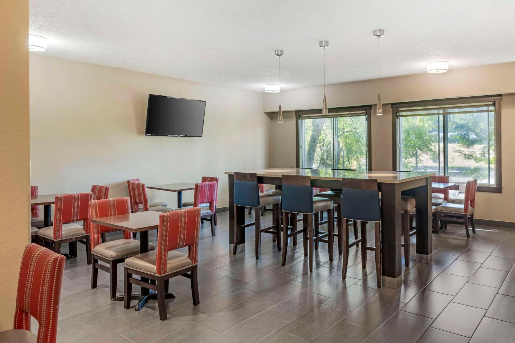 Comfort Suites Near Vancouver Mall Kültér fotó