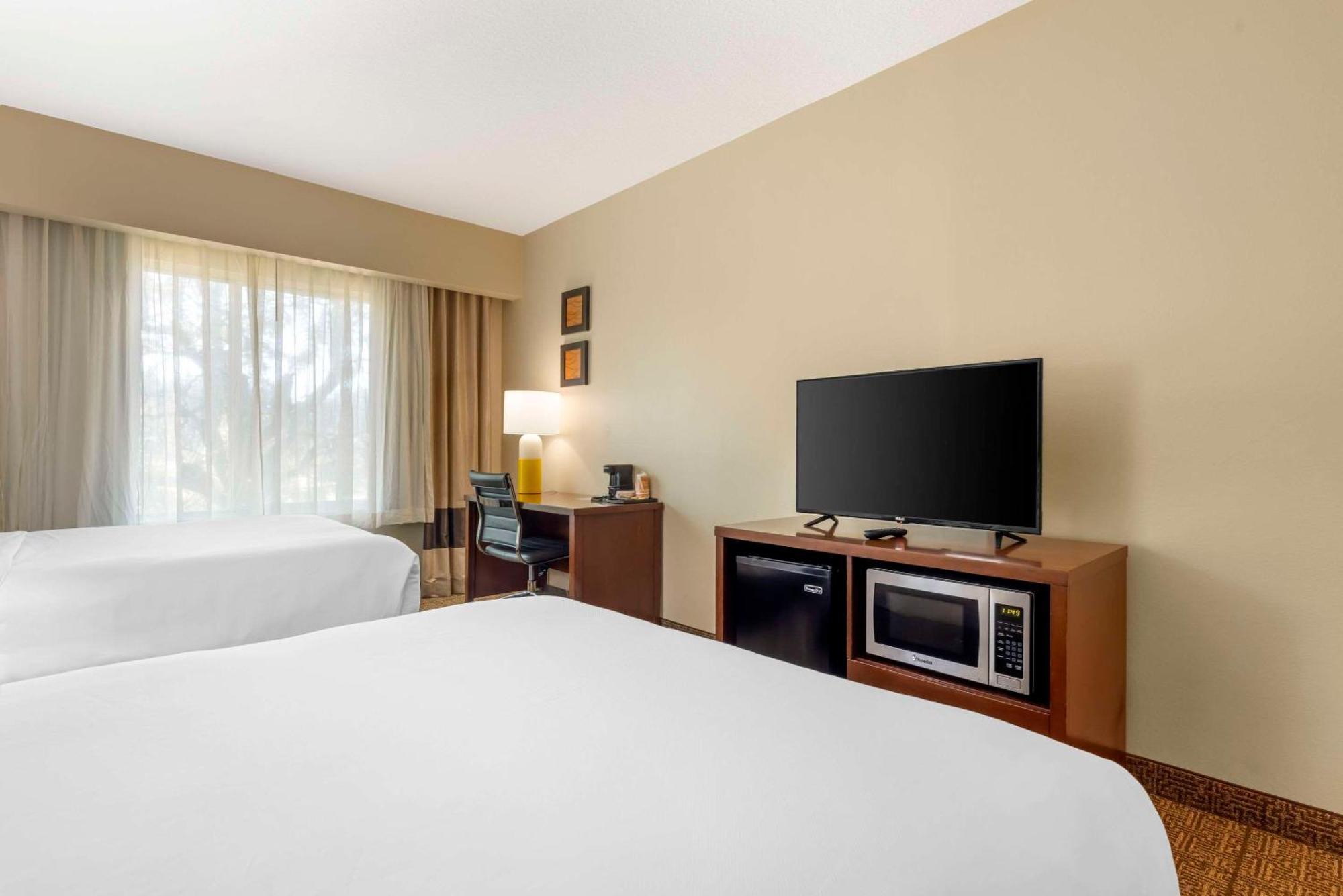 Comfort Suites Near Vancouver Mall Kültér fotó