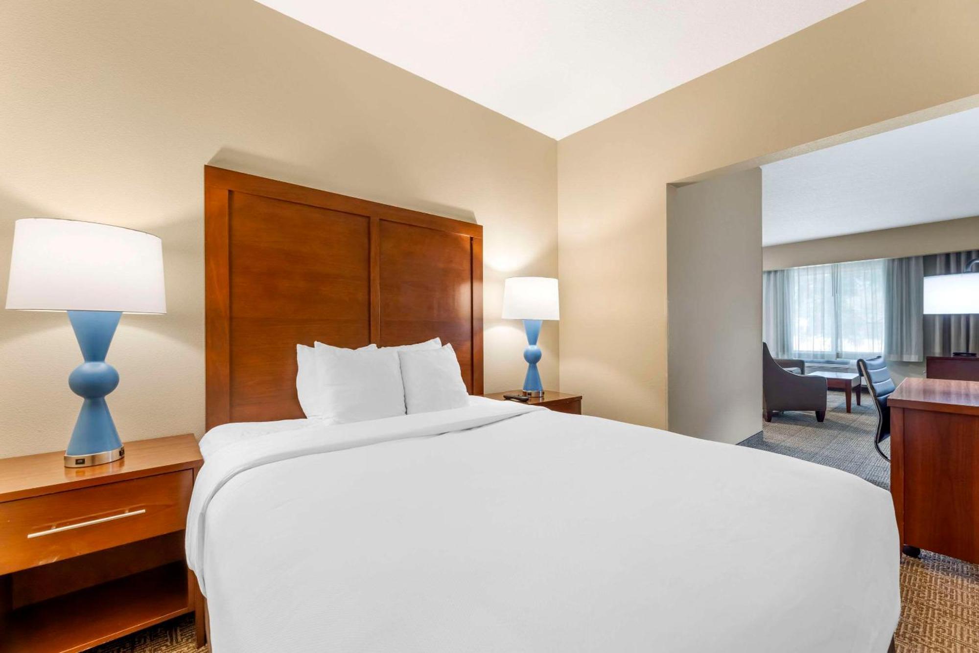 Comfort Suites Near Vancouver Mall Kültér fotó