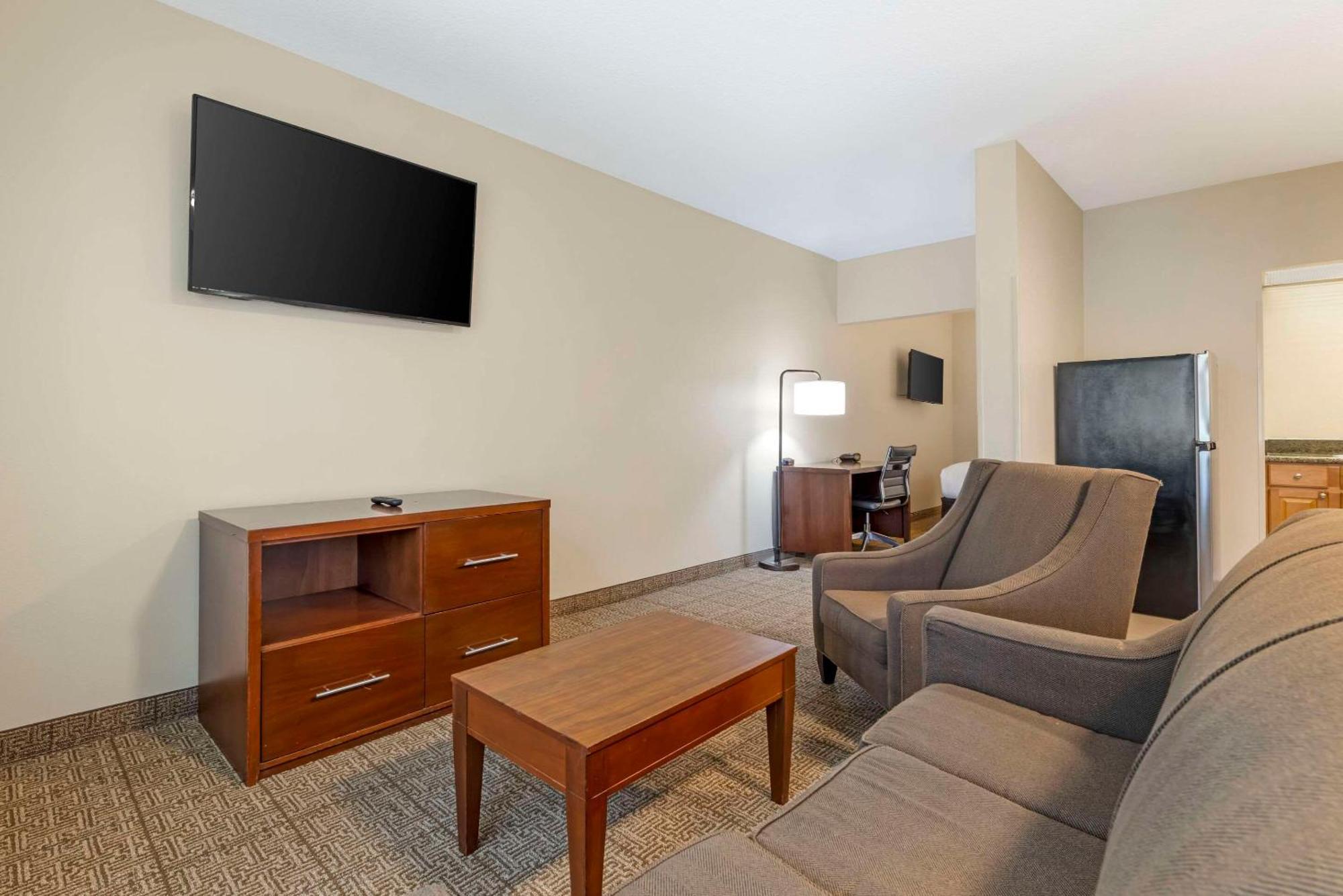 Comfort Suites Near Vancouver Mall Kültér fotó