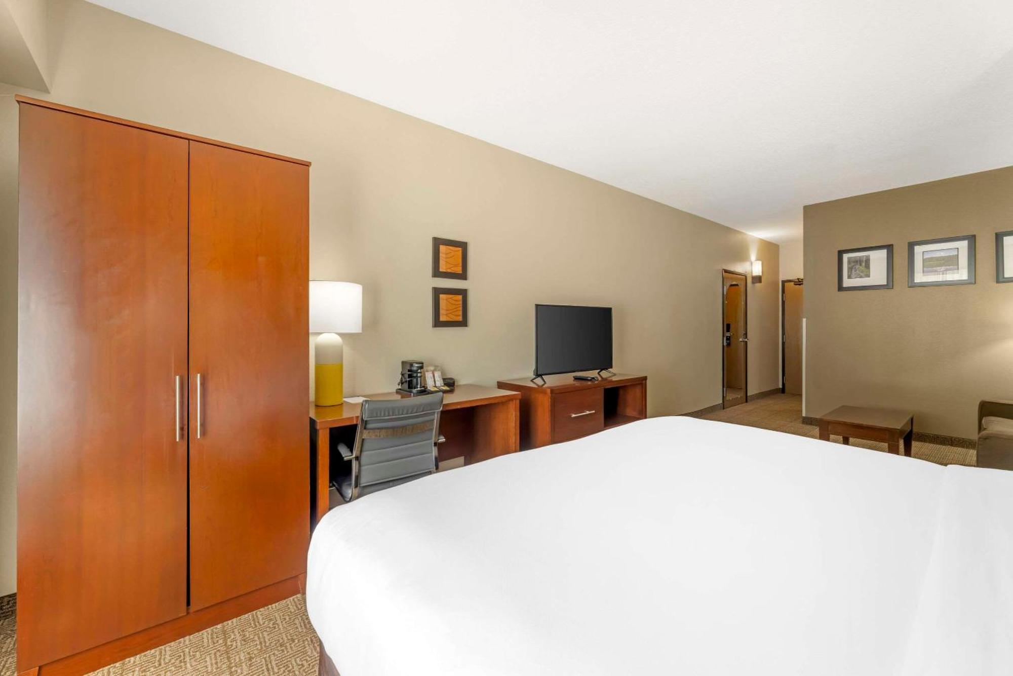 Comfort Suites Near Vancouver Mall Kültér fotó