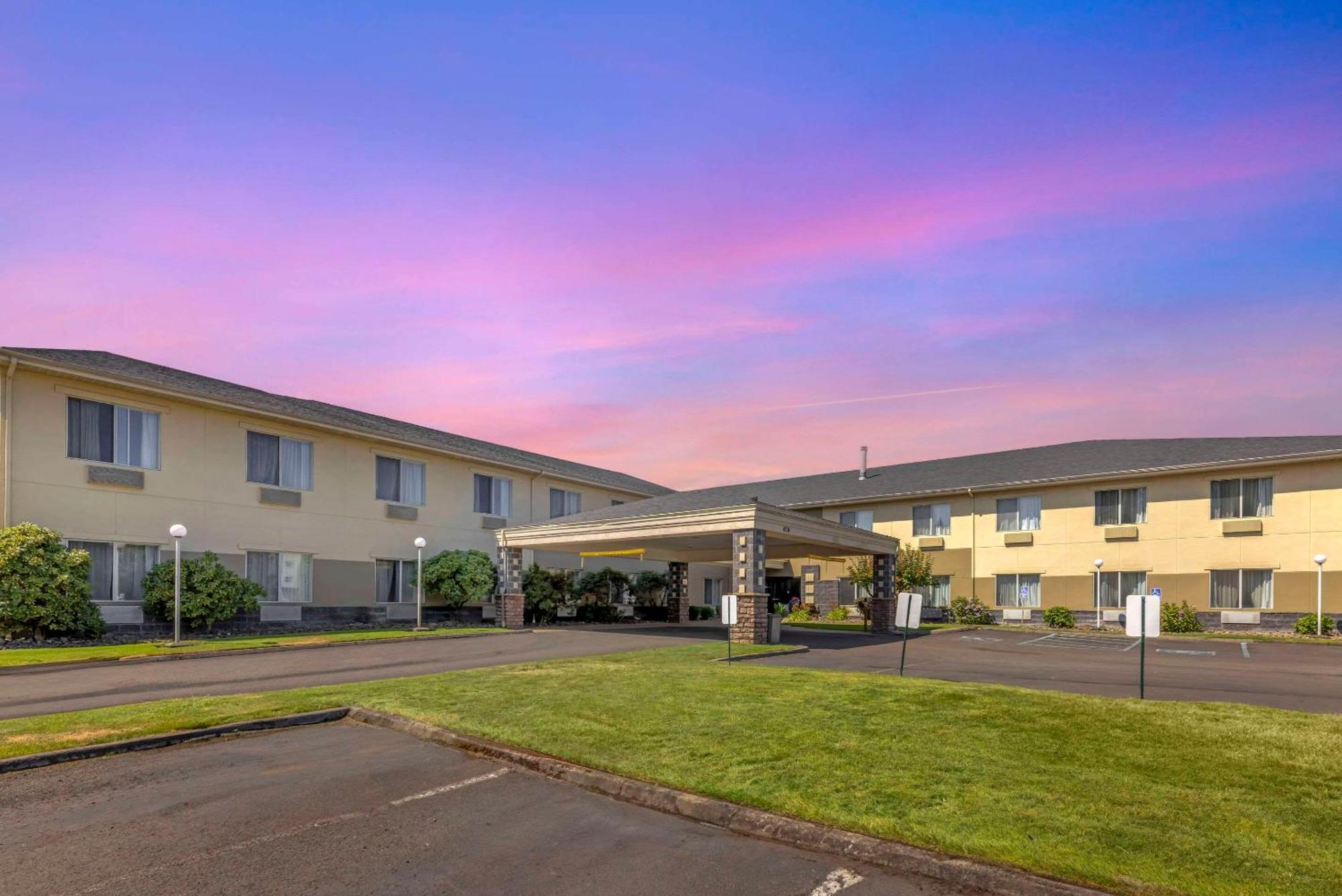 Comfort Suites Near Vancouver Mall Kültér fotó