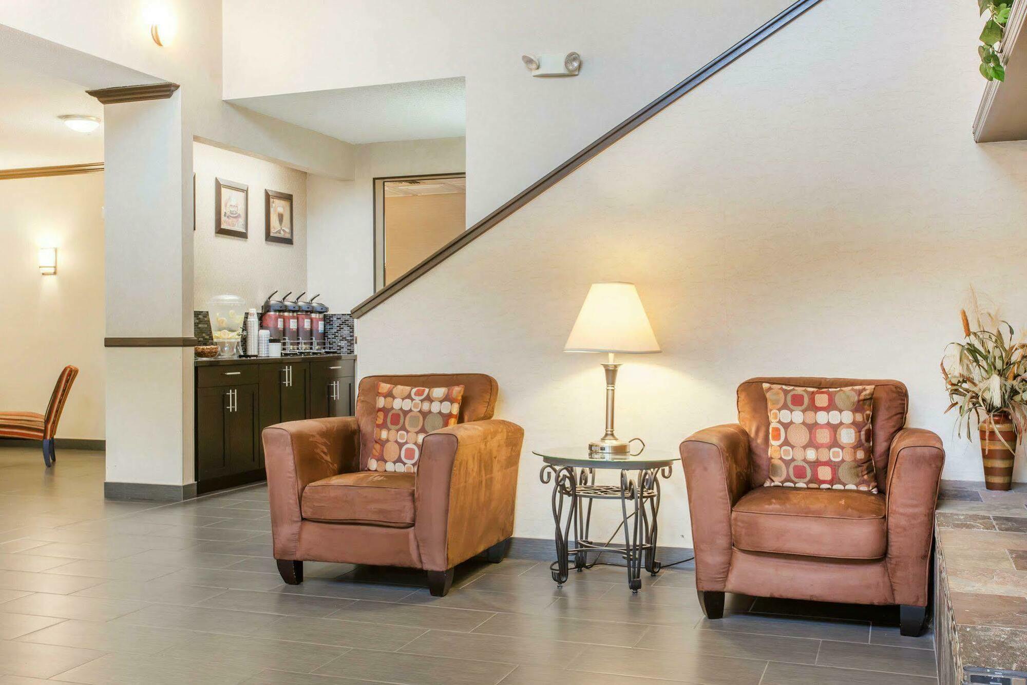 Comfort Suites Near Vancouver Mall Kültér fotó